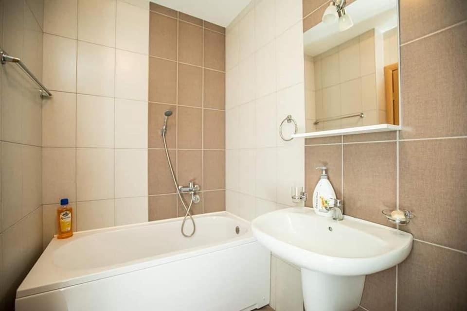 Naki Apartmani Podgorica Exterior foto