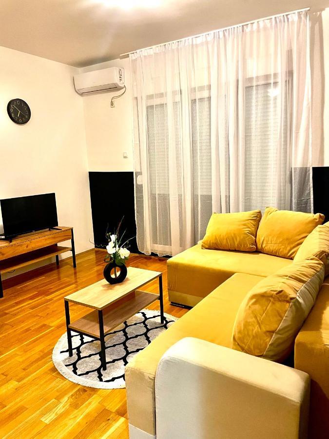 Naki Apartmani Podgorica Exterior foto